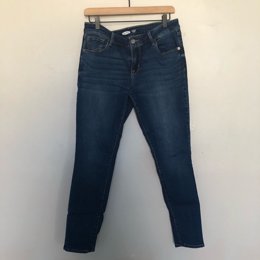 Old Navy Rockstar Super Skinny Low Rise Jeans